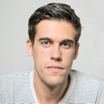 Ryan Holiday Daily Stoic, Bio, Age, Wife, Books, Stoicism, & Net。